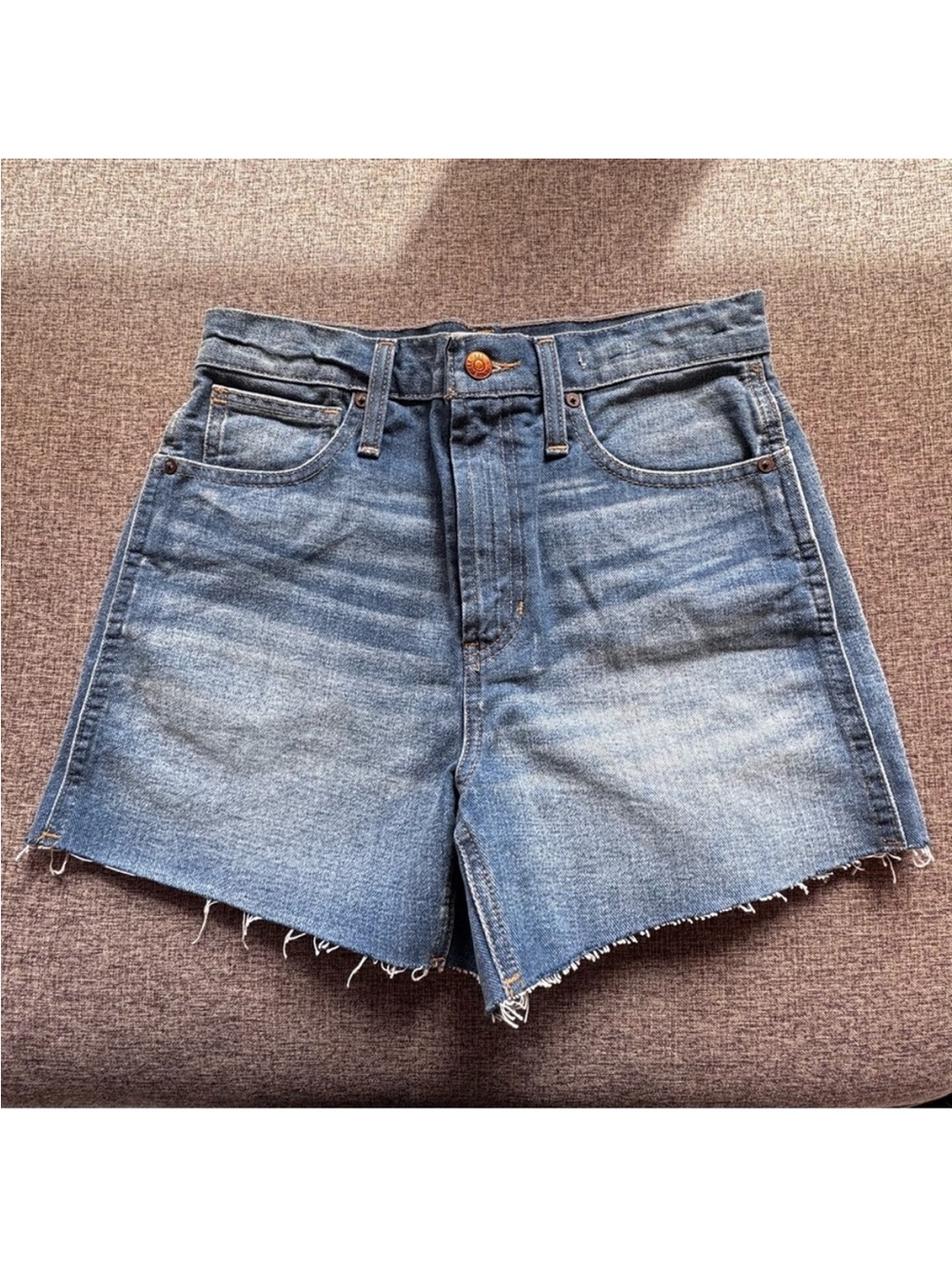Madewell the Perfect Jean Shorts in Ullman Wash Size 25 Style K9361